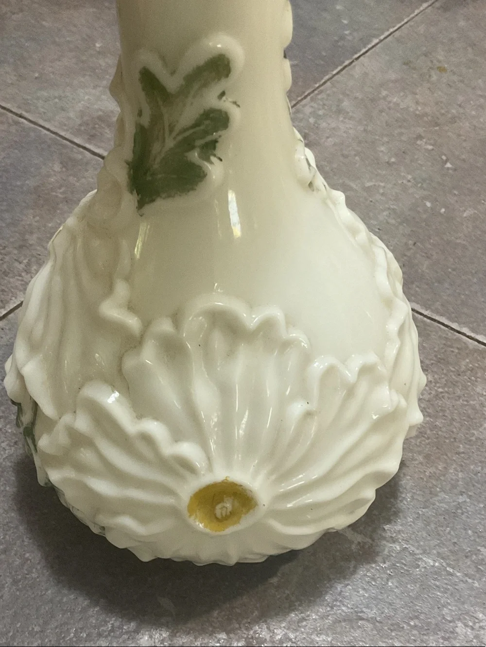 N/A elegant cream